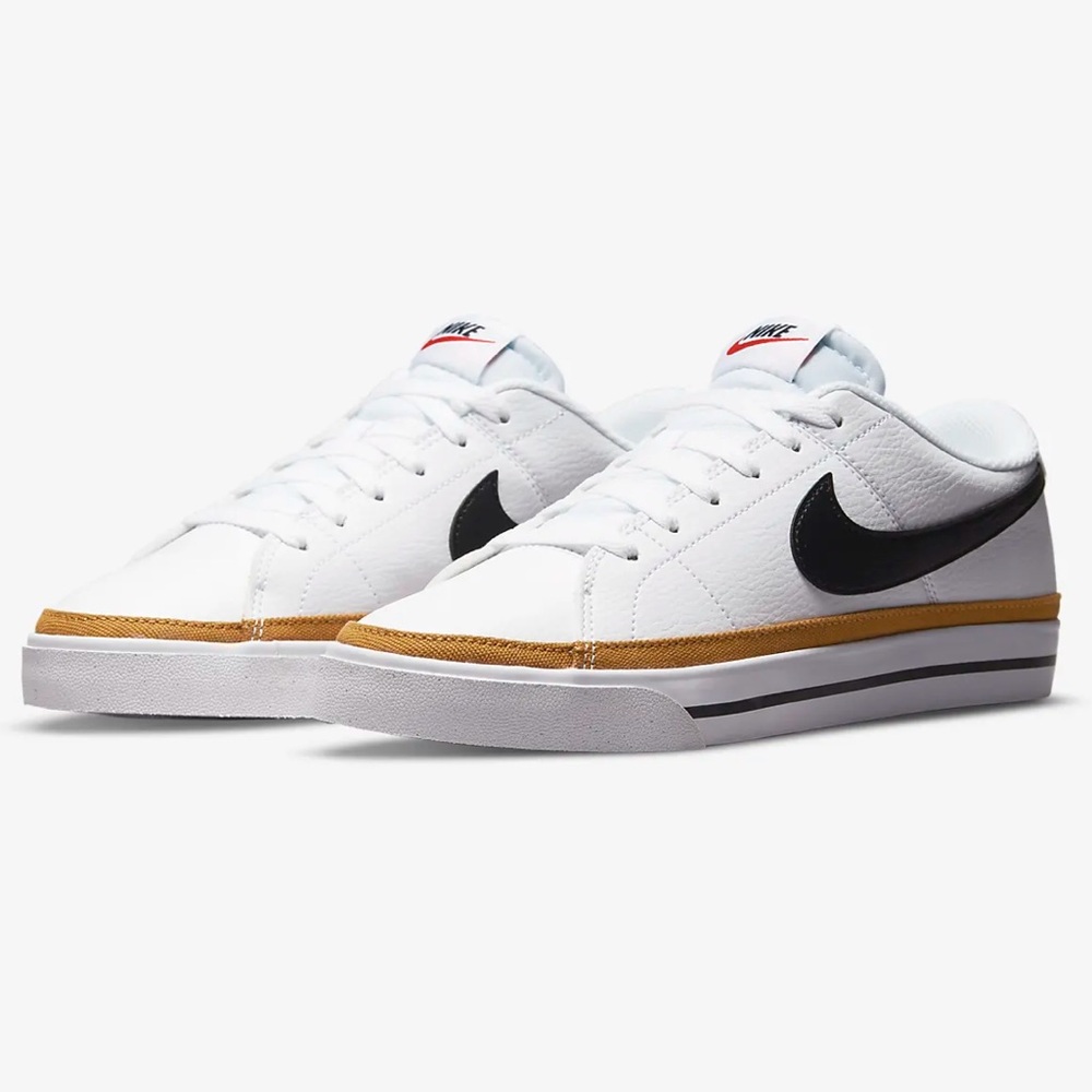 Nike Women’s Court Legacy